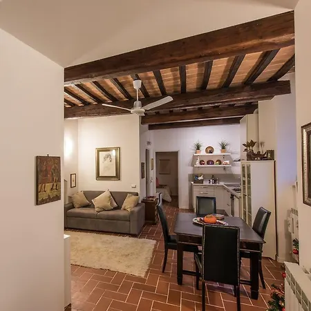 Vermaaten Boutique Emerald Apartamento