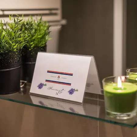 Vermaaten Boutique Emerald *